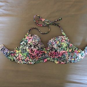 BRAND NEW victoria secret swim bikini top 34DD